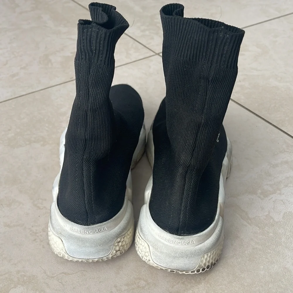 Balenciaga shoes - Picture 2 of 5